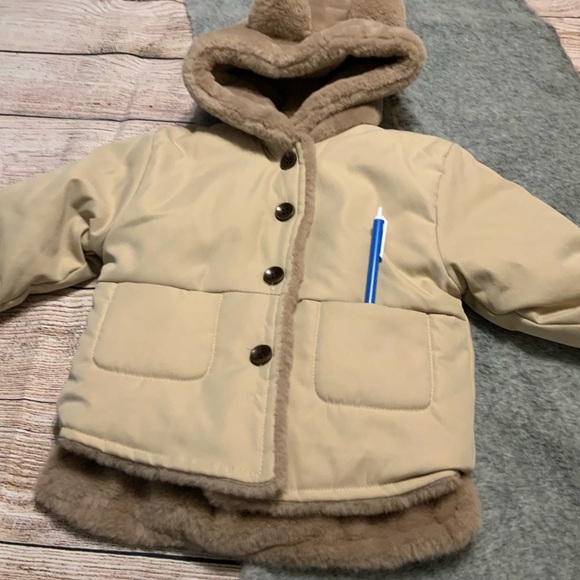 Kid’s Hooded Bear Button Up Lined Coat - Picture 6 of 6